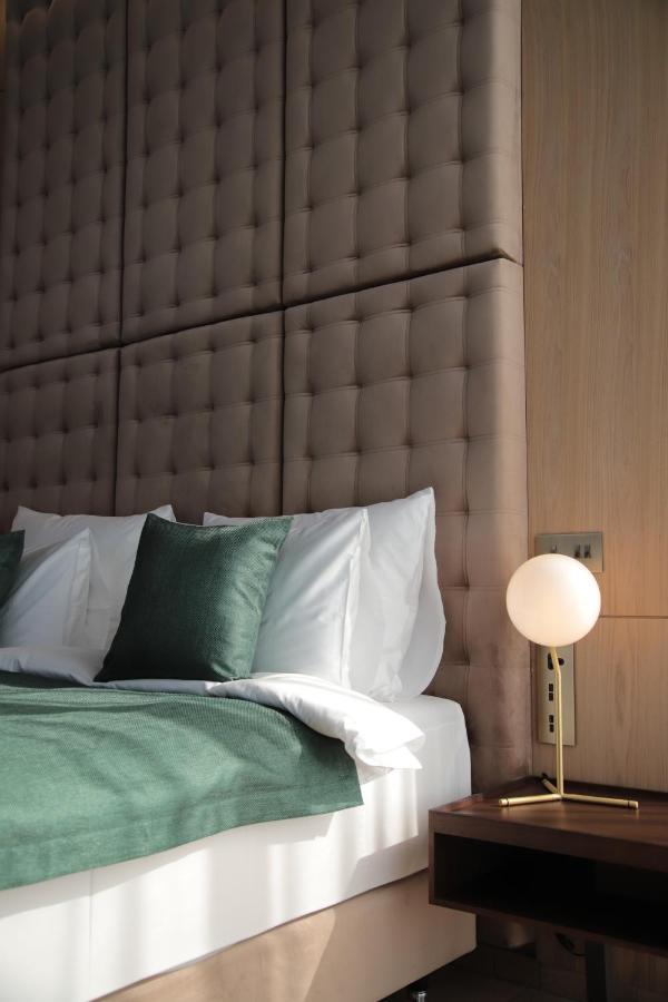 The Veil Hotel Nur-Sultan  Exterior photo A wall-mounted light